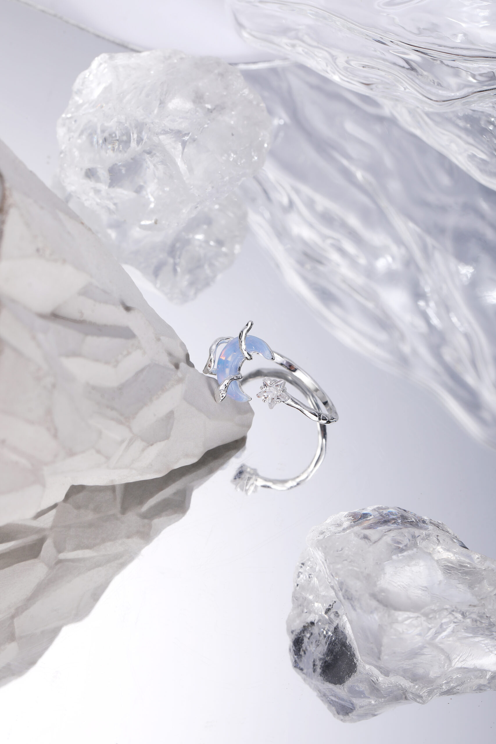 Clean Curve Ring