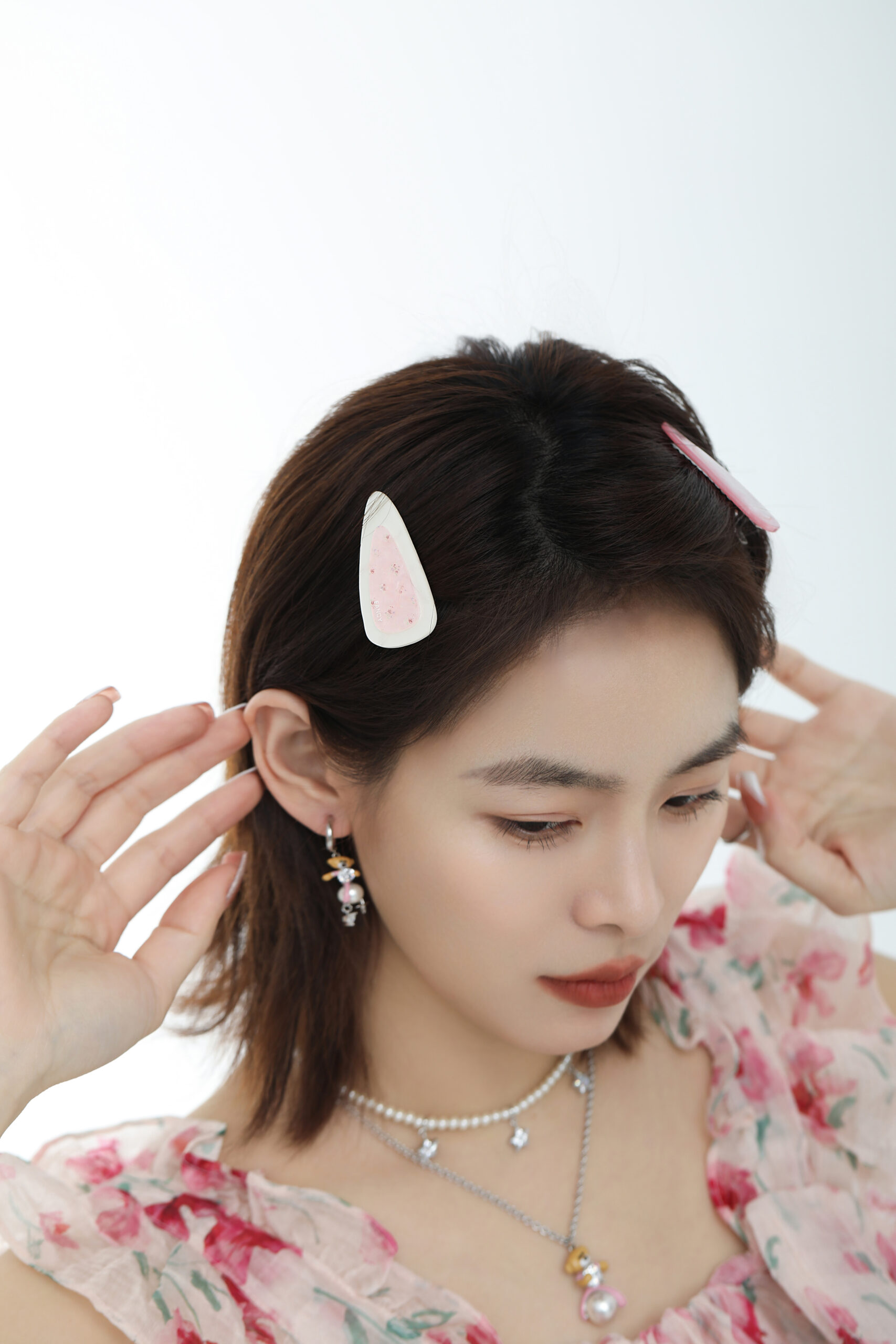 Clean Everyday Jewelry Piece Style A07